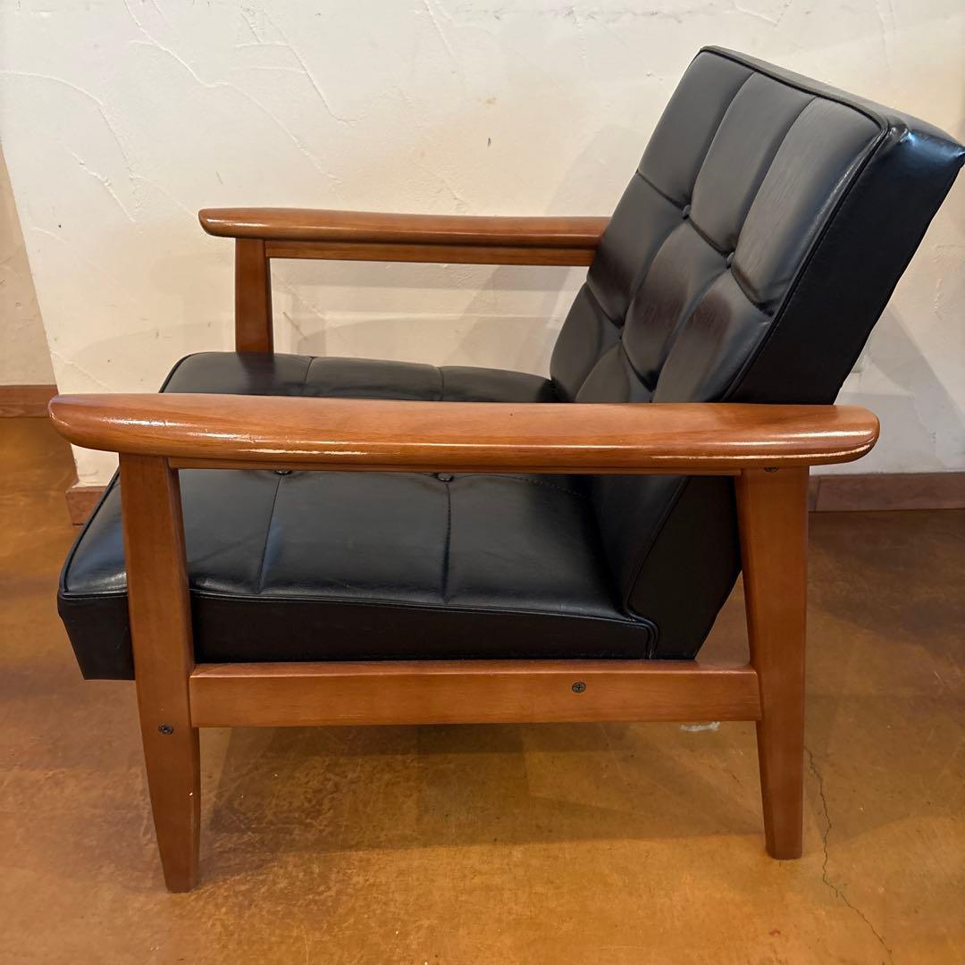 カリモク60 1人掛けソファ 黒②