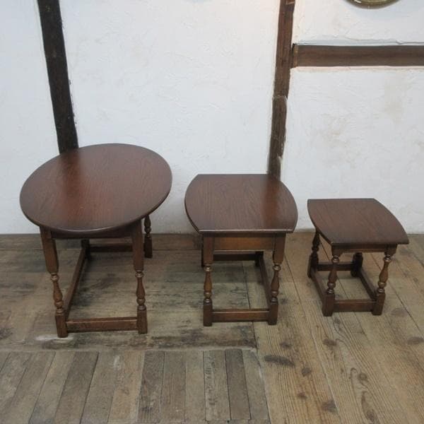 イギリス製 アンティーク 家具 オールドチャーム ネストテーブル 6058e