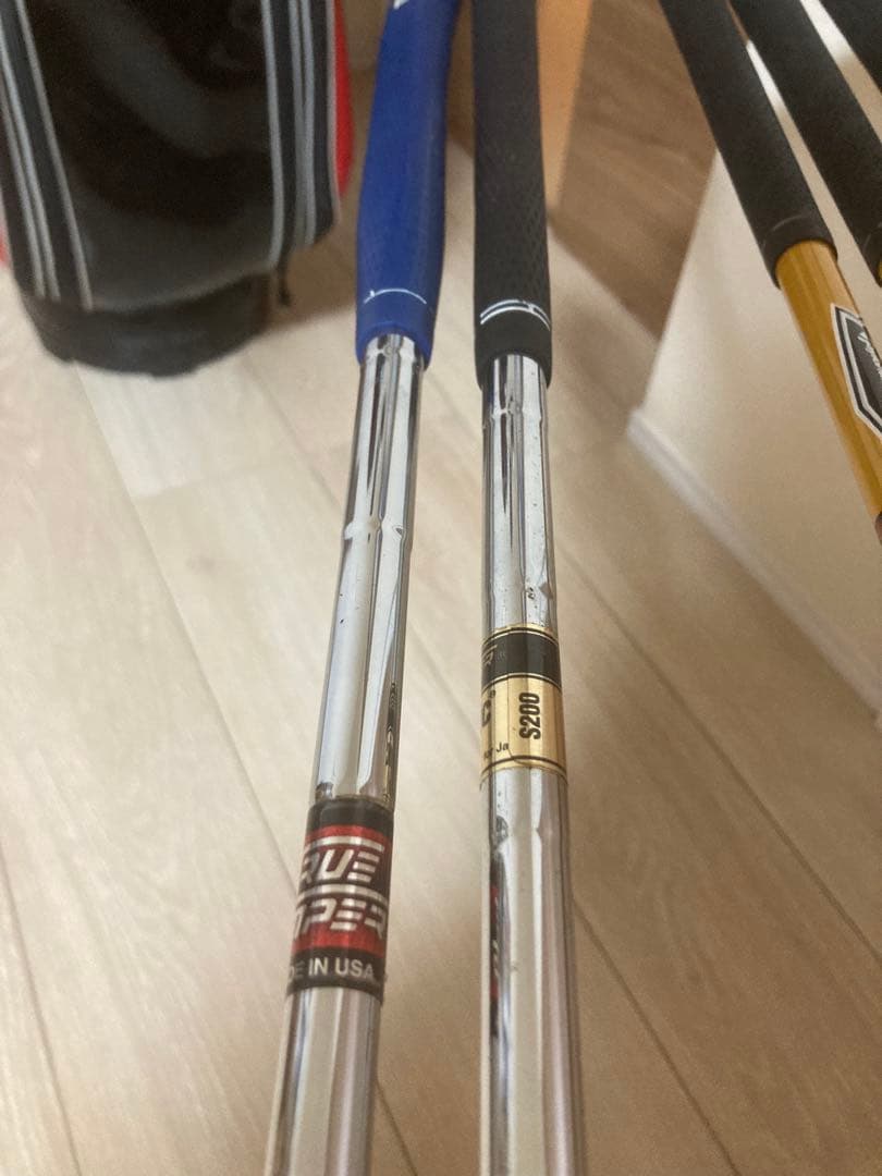 テーラーメイド　他　クラブセット　キャディバッグ　アイアン　中級・初心者向け