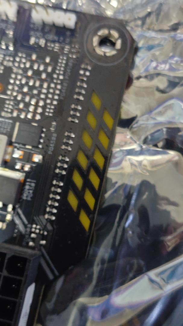 マザーボード ASUS TUF GAMING B560M-PLUS