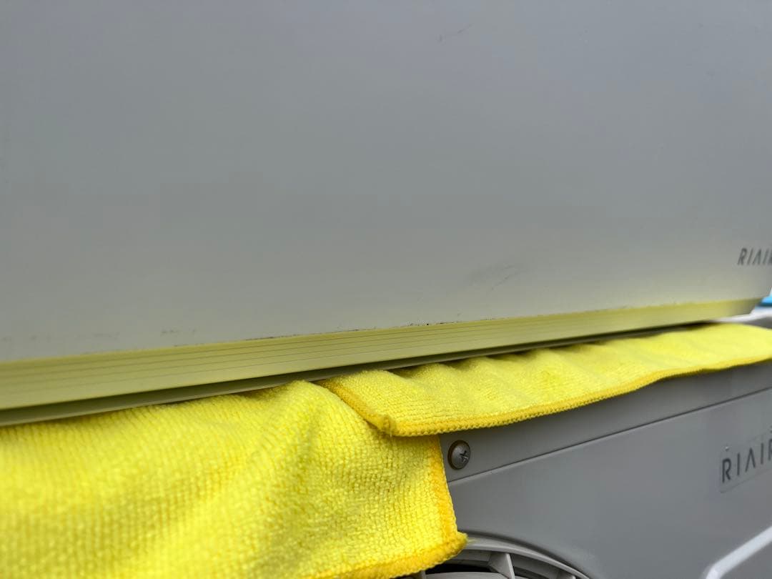 エアコンほぼ新品　RIAIR 2023年製　6畳　YHA-S22N