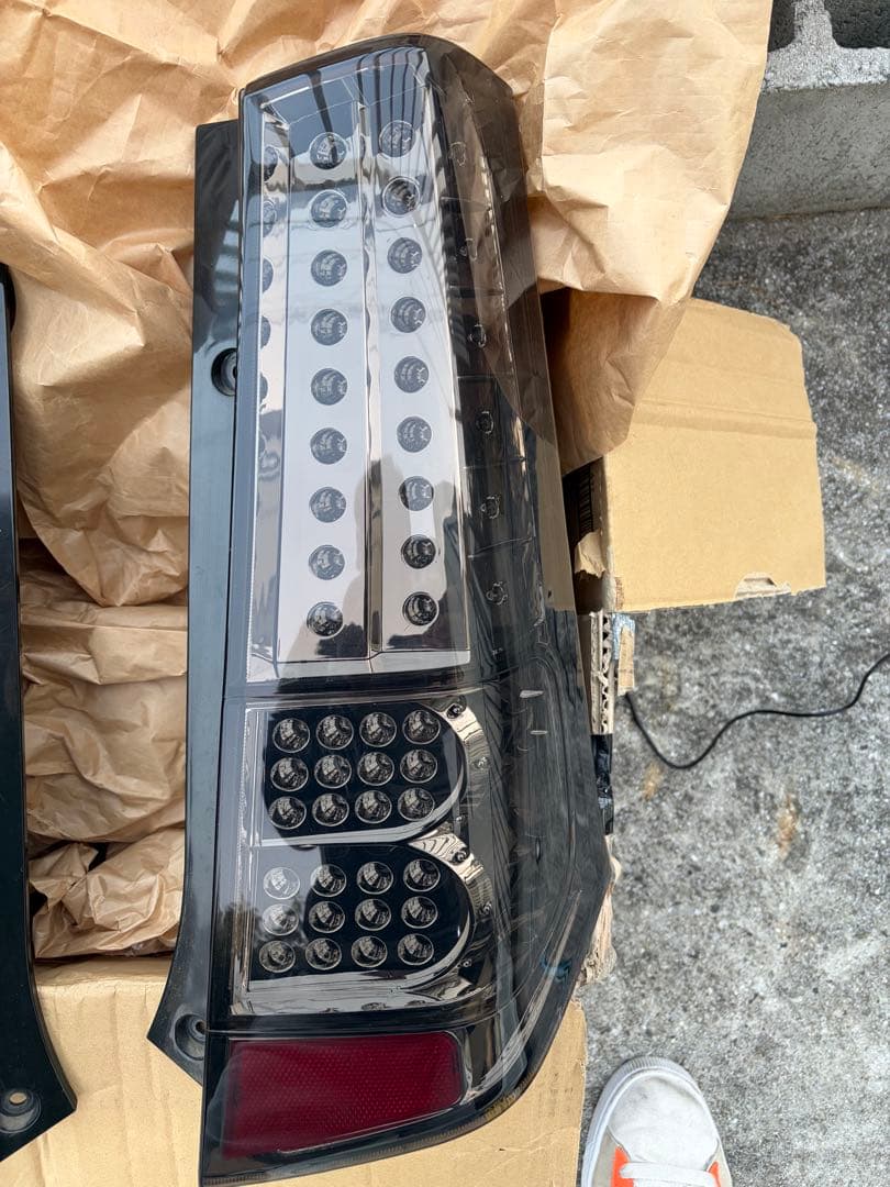 MH23SワゴンR LEDスモークテールランプ