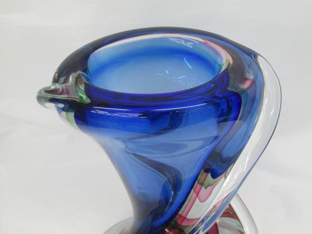 ムラーノ　クリスタルガラス　青いツイストデザインのガラス花瓶　作家物　希少品