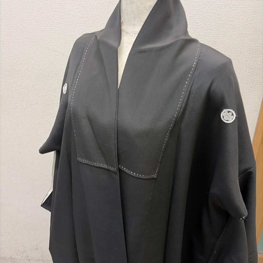 黒留袖 花柄刺繍 着物　身丈160センチくらい