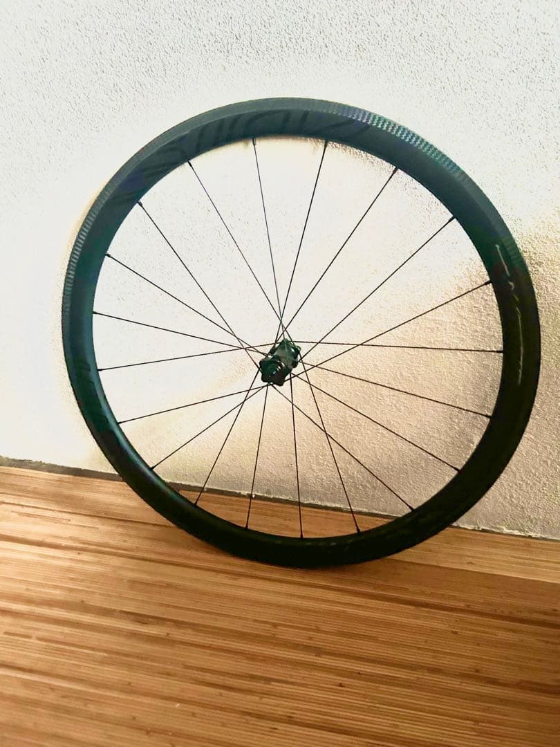 ◆鬼軽！カーボンホイールCarbon前輪◆640g！