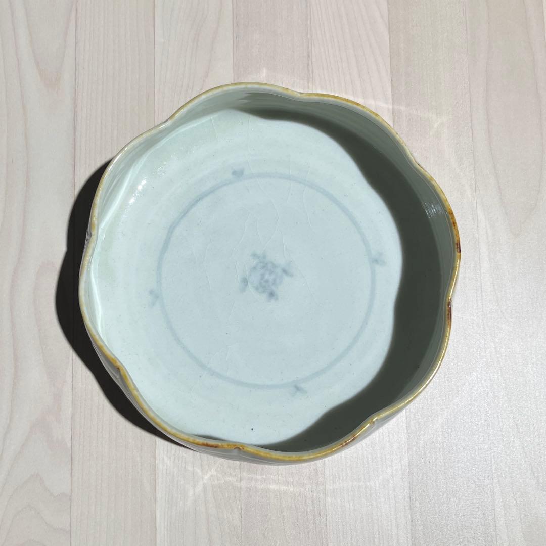 作家　鈴木まどか　鉢　器　皿　安南手　白磁