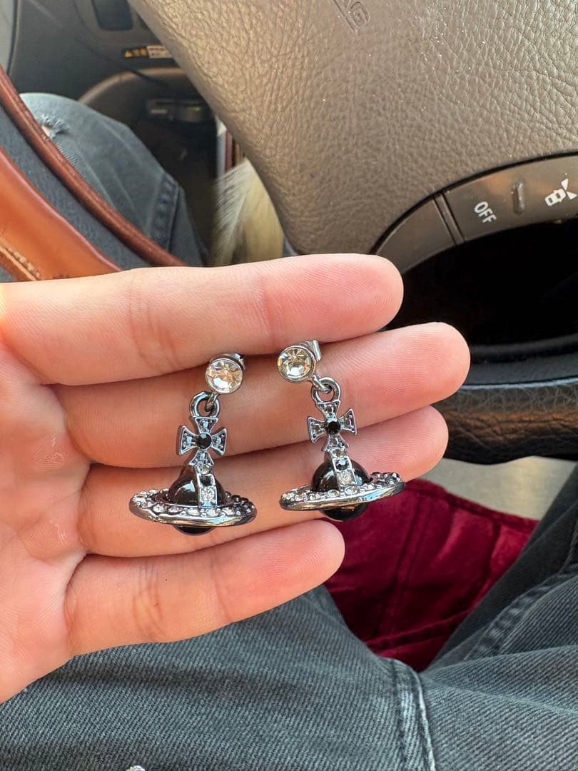 A*A様 GGロゴ ブラックストーンとヴィヴィアンのピアスセット