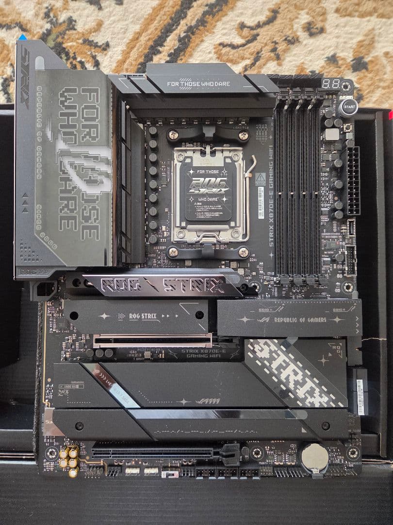マザーボード ASUS ROG STRIX X870E-E GAMING WIFI