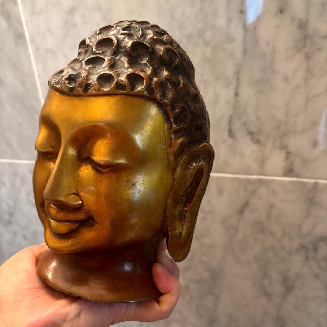 チベットアンティーク平和的なお顔で全てを見通すような瞳の仏頭　仏像涅槃