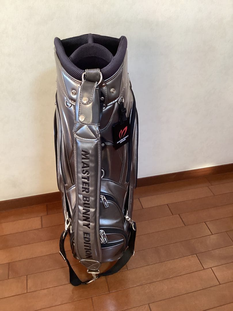 MASTER BUNNY EDITION キャディバッグ シルバー