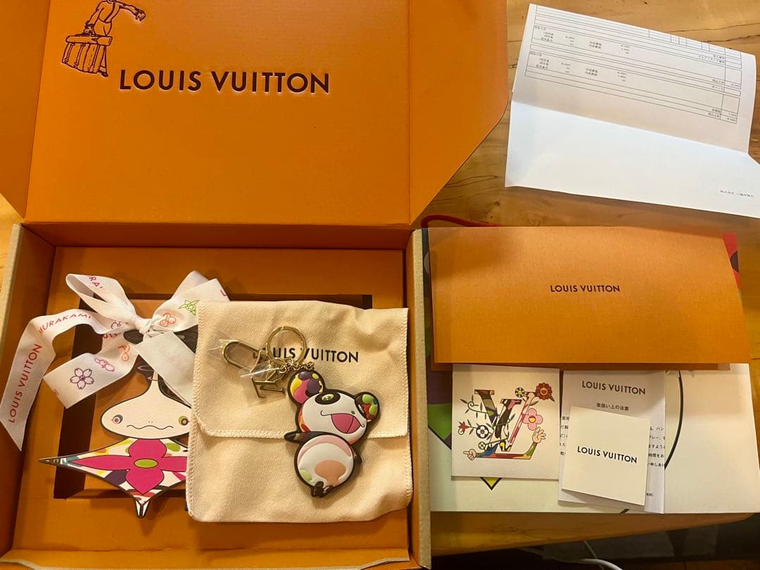 週末特価　ルイヴィトン　村上隆　キーホルダー　M02467