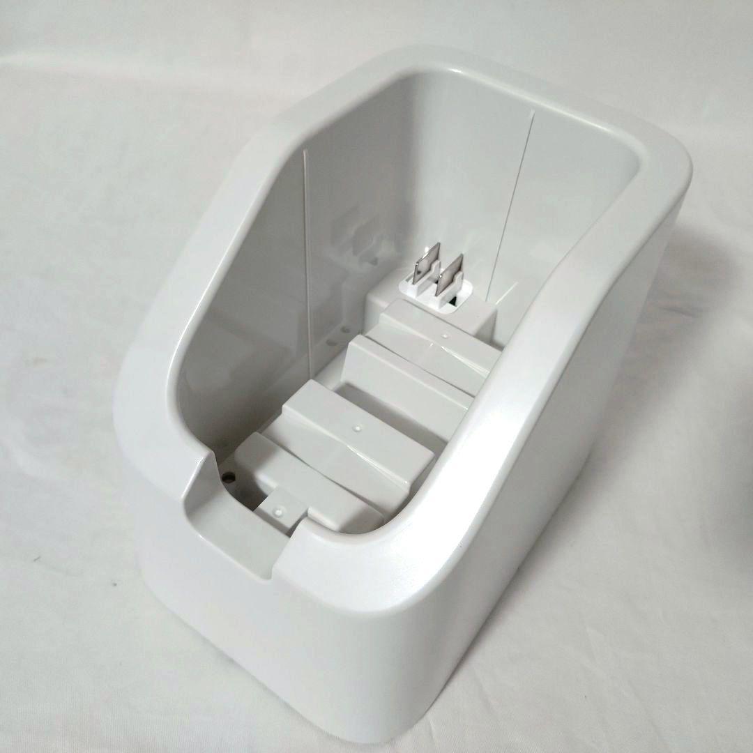 未使用品　アイリスオーヤマ　ハンディリンサークリーナー　RNS-B200D-HW