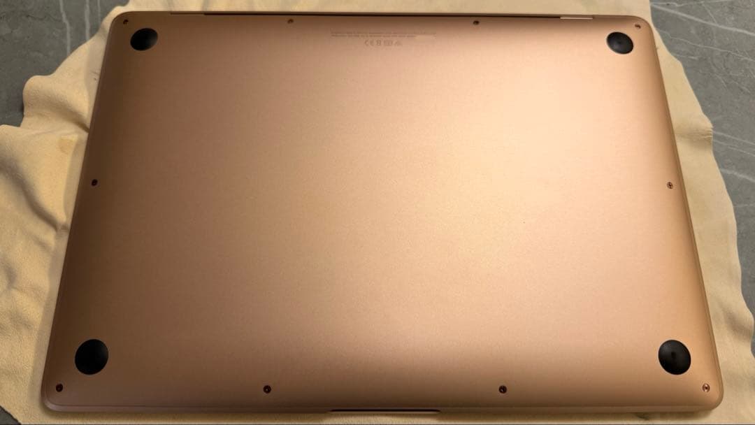 Apple MacBook Air ローズゴールド M1 8g 256gb