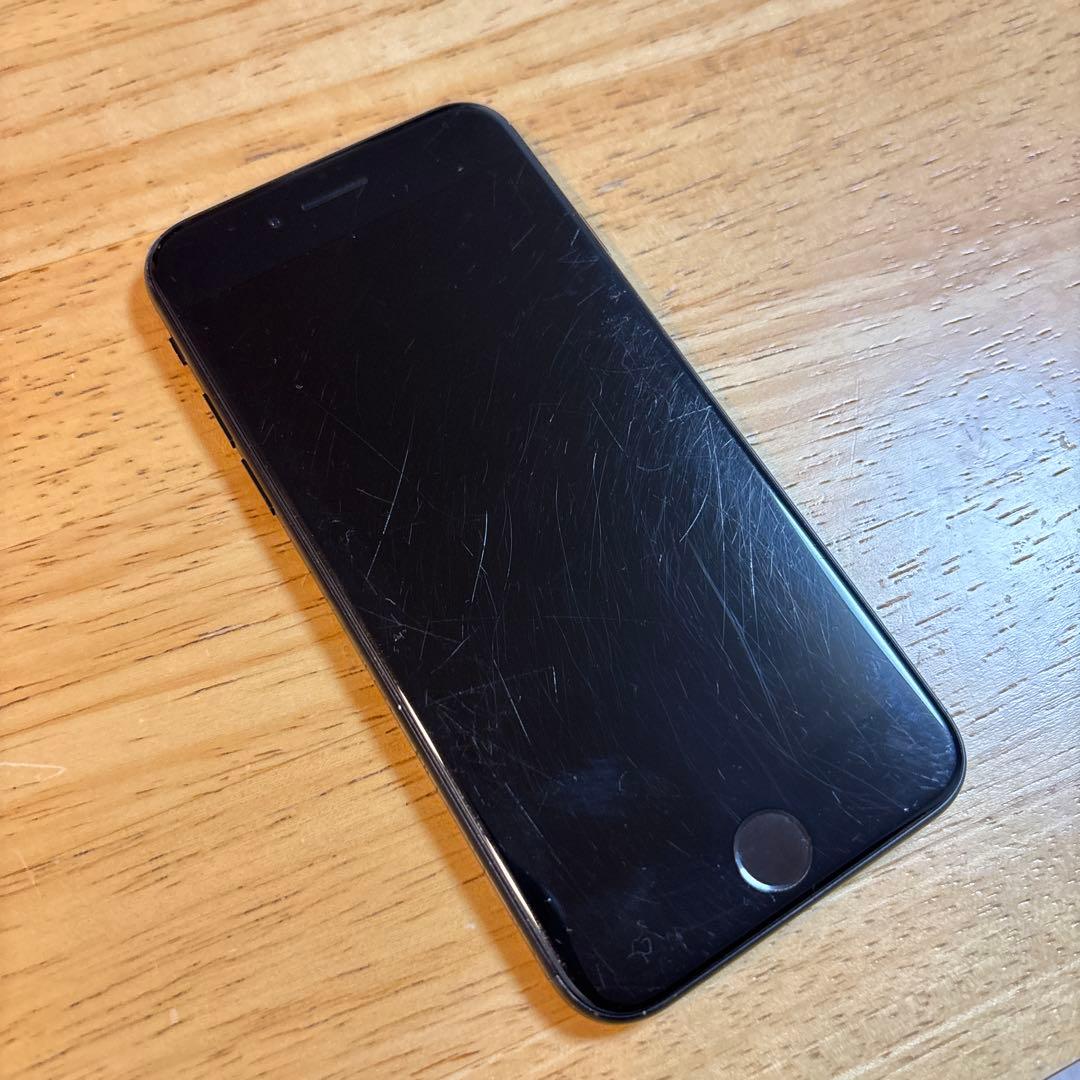 ♡*♡様 くiPhone SE 第2世代 64GB SIMフリー
