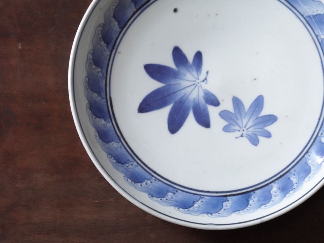 江戸時代　前期　古伊万里　藍九谷　染付　波　紅葉文　皿　飾皿　額皿　6寸皿　食器