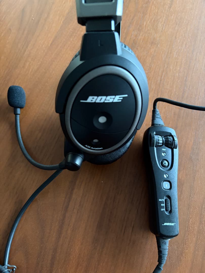 Bose A20 パイロットヘッドセット　ノイズキャンセル