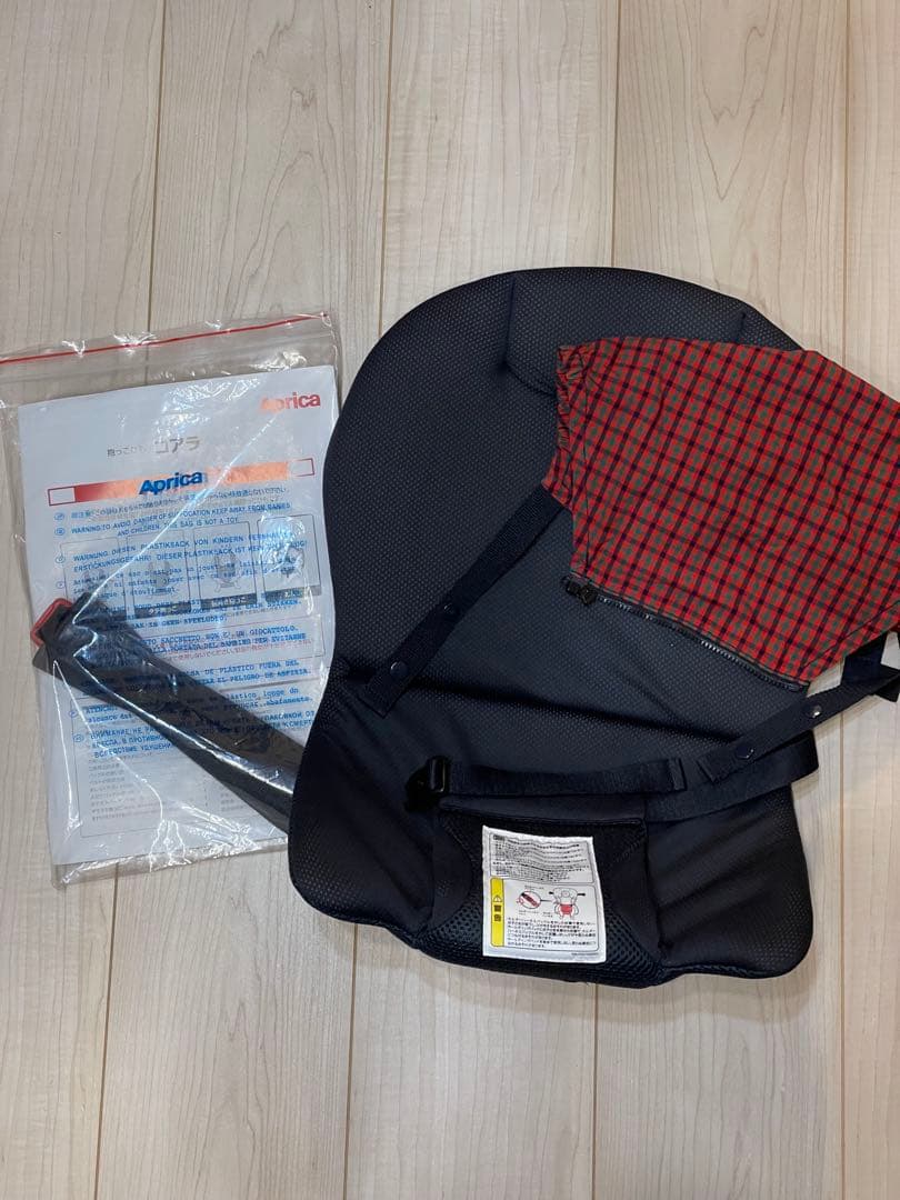 familiar Aprica 抱っこひも ネイビー/チェック