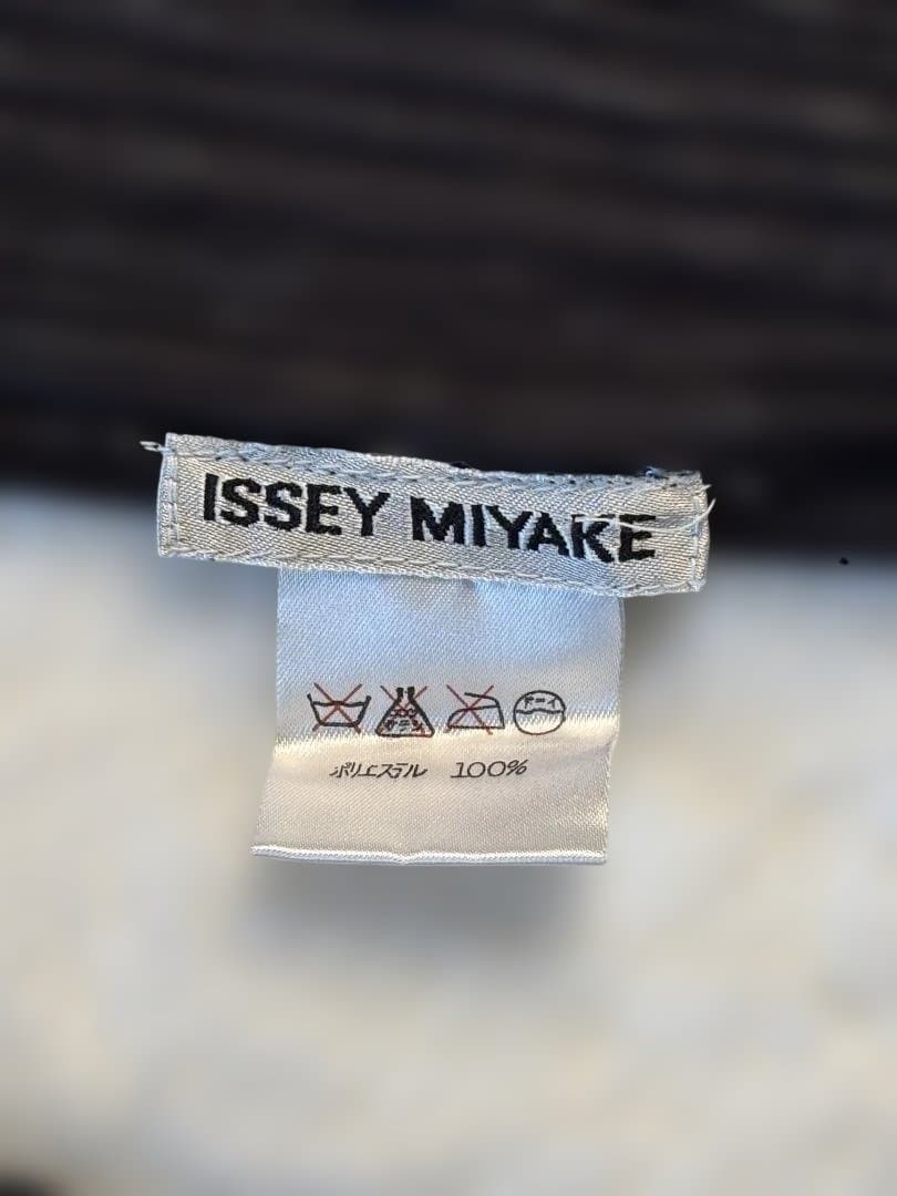 ISSEYMIYAKE プリーツ 透け感 ジグザグ模様 シャツ