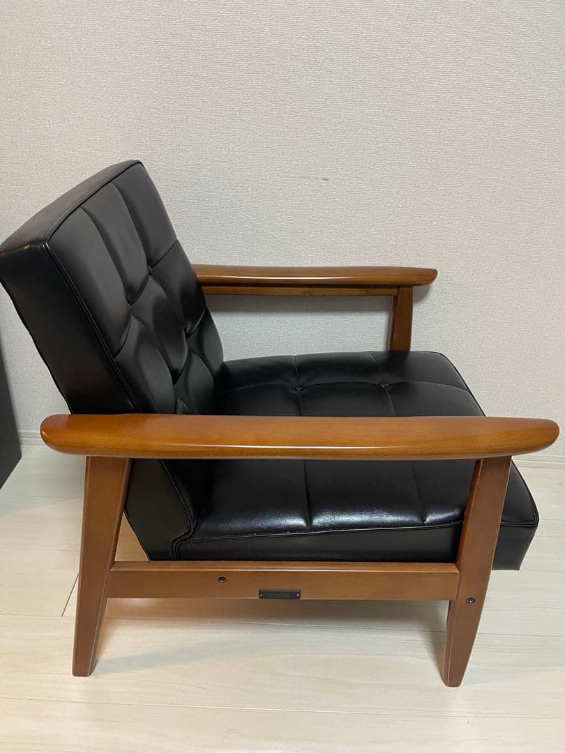 カリモク 60 K シングルチェア ブラック