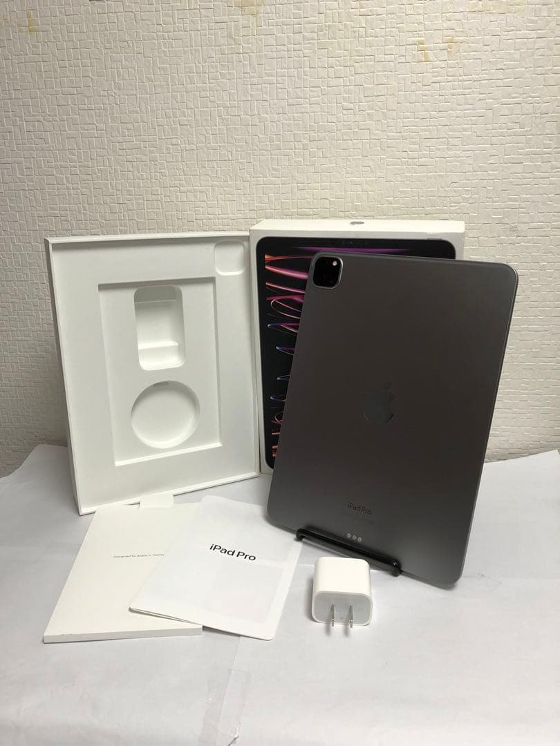 iPad Pro 11インチ 第4世代 256GB Wi-Fi モデル N.56