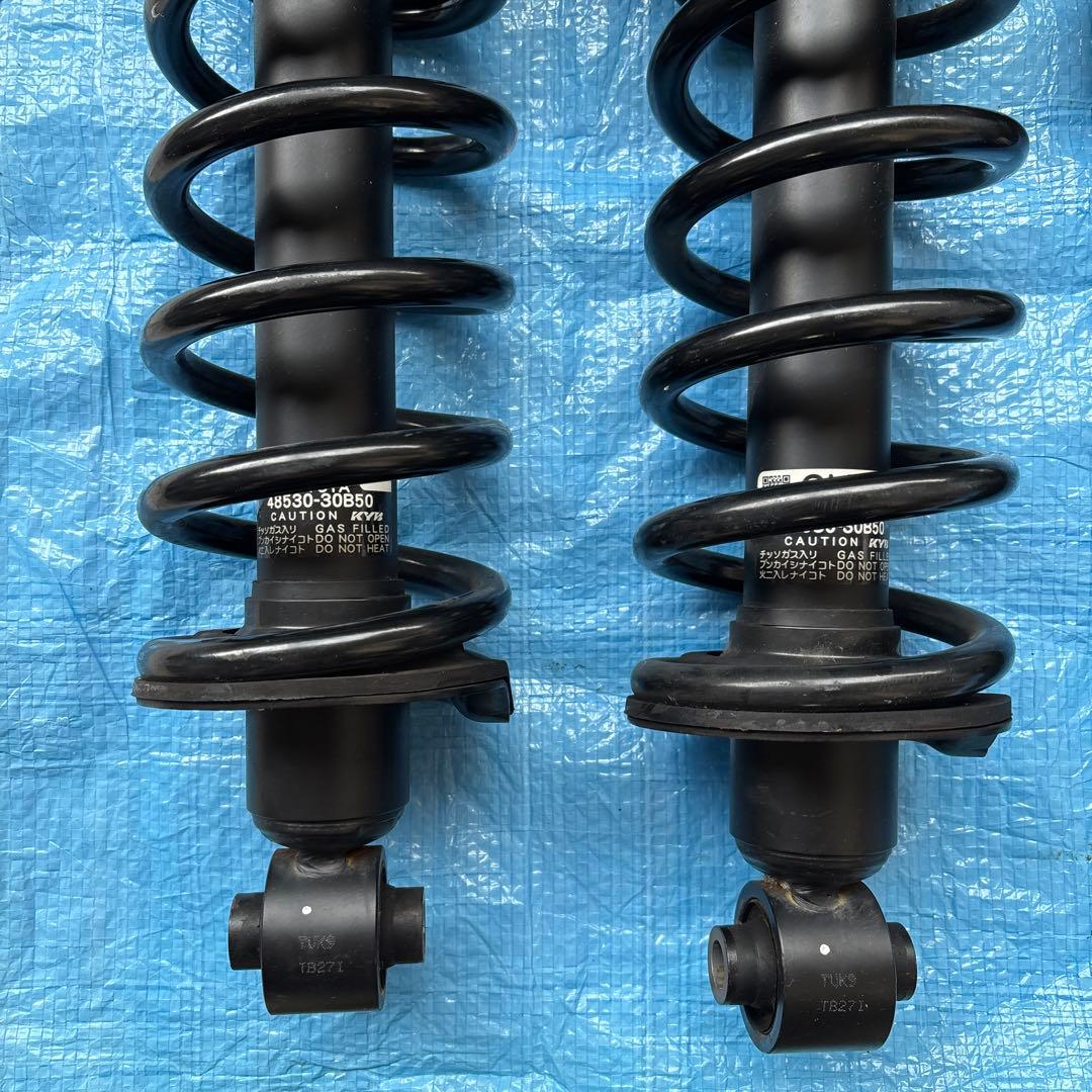 クラウンアスリート　ハイブリット210 純正サスペンション　一台分