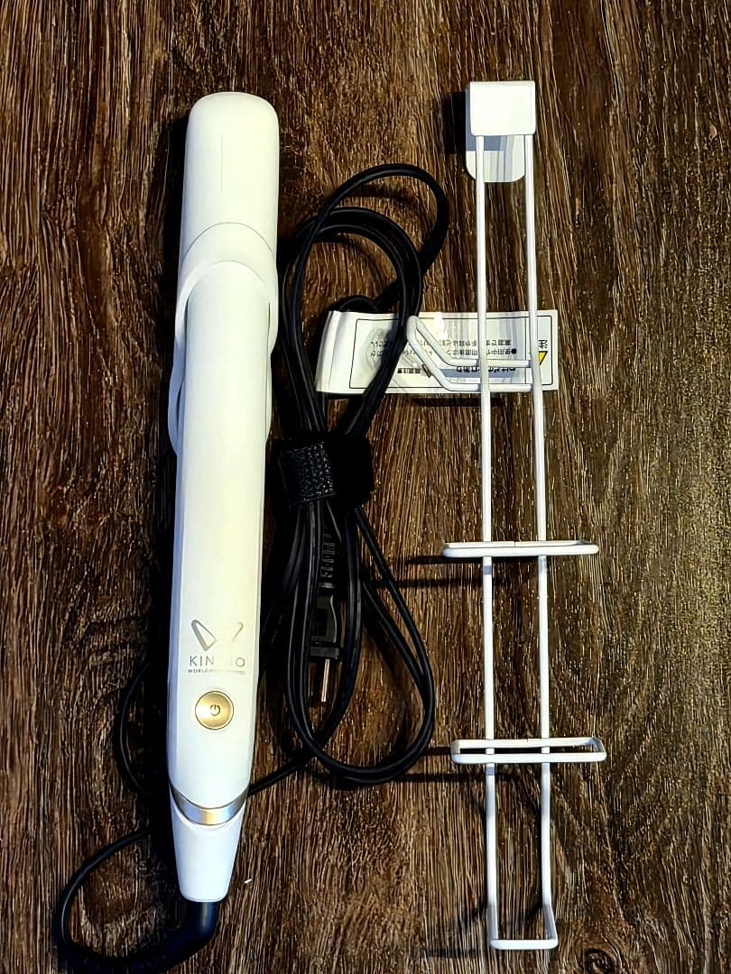 KNUJOホワイト ストレートヘアアイロン スタンド付き