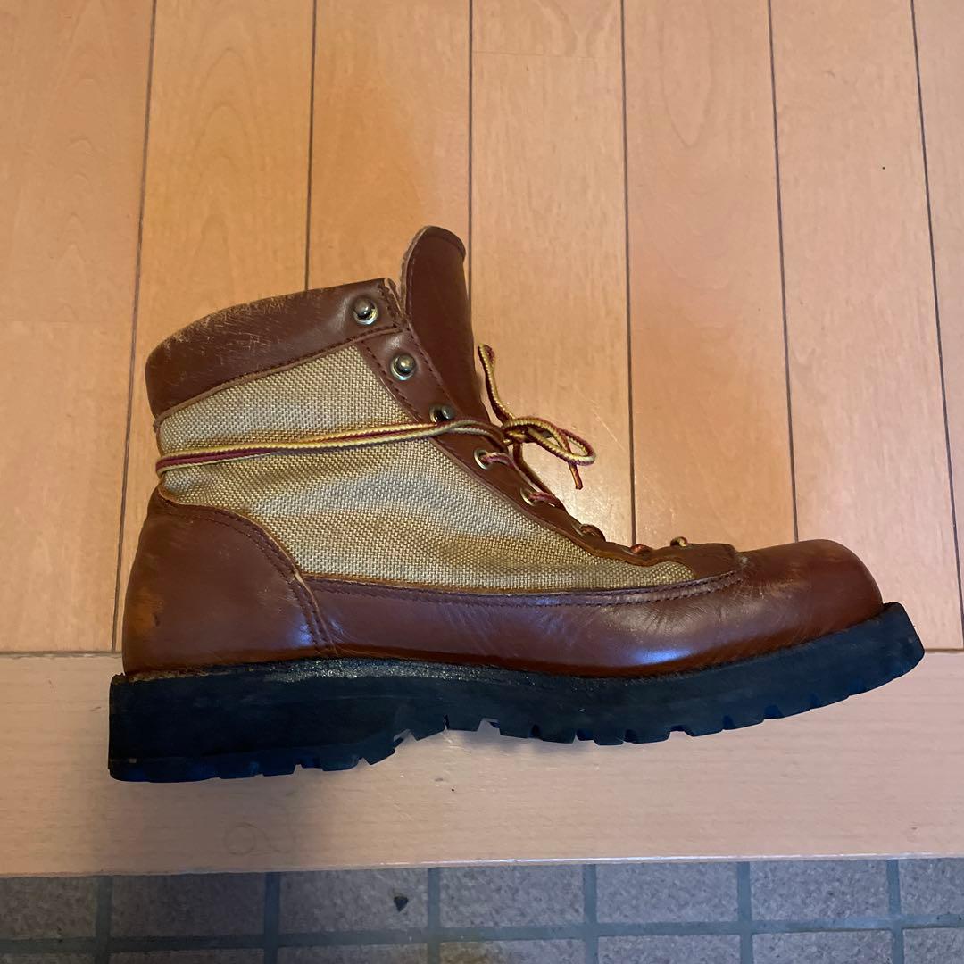 ダナーライトゴアテックス黒タグ