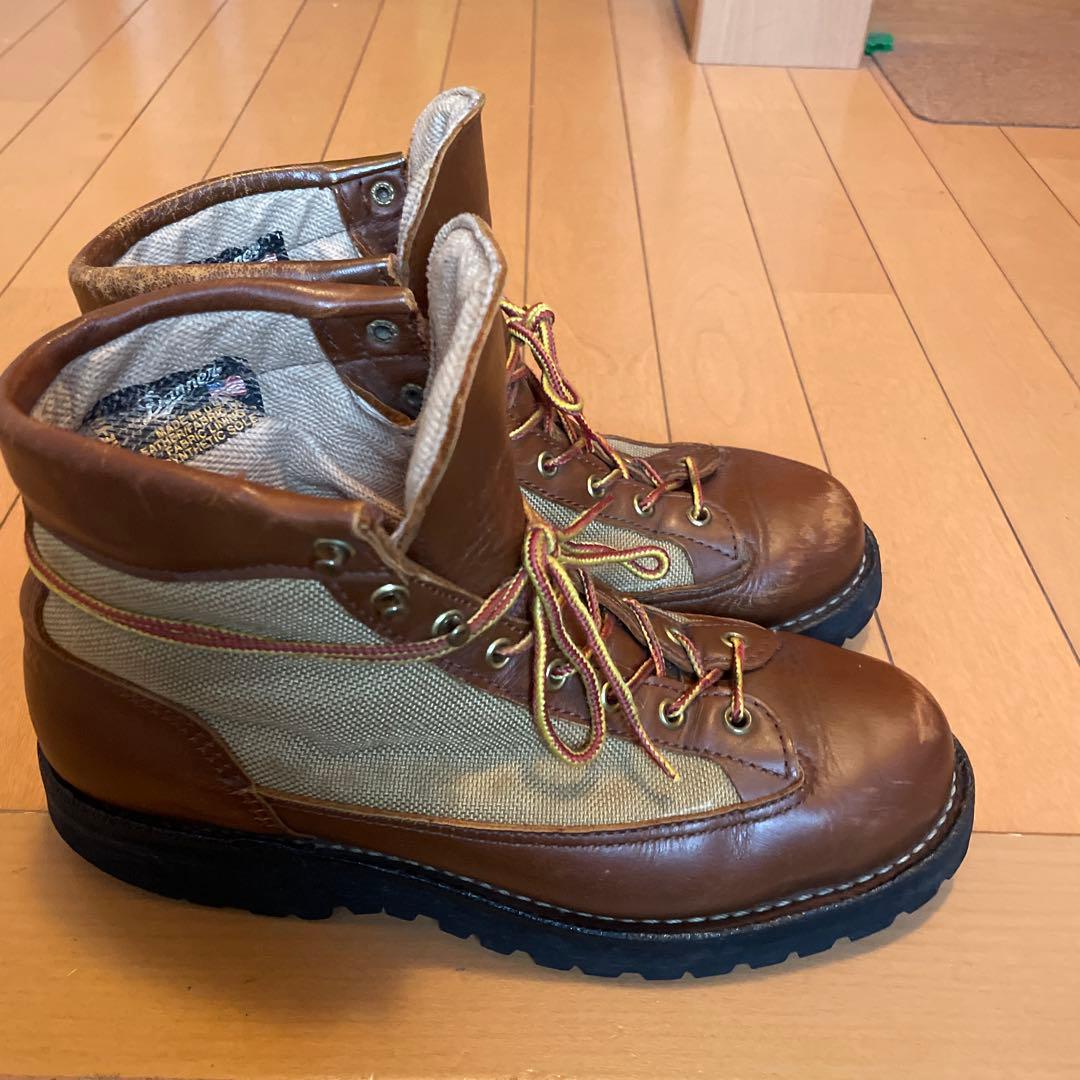 ダナーライトゴアテックス黒タグ