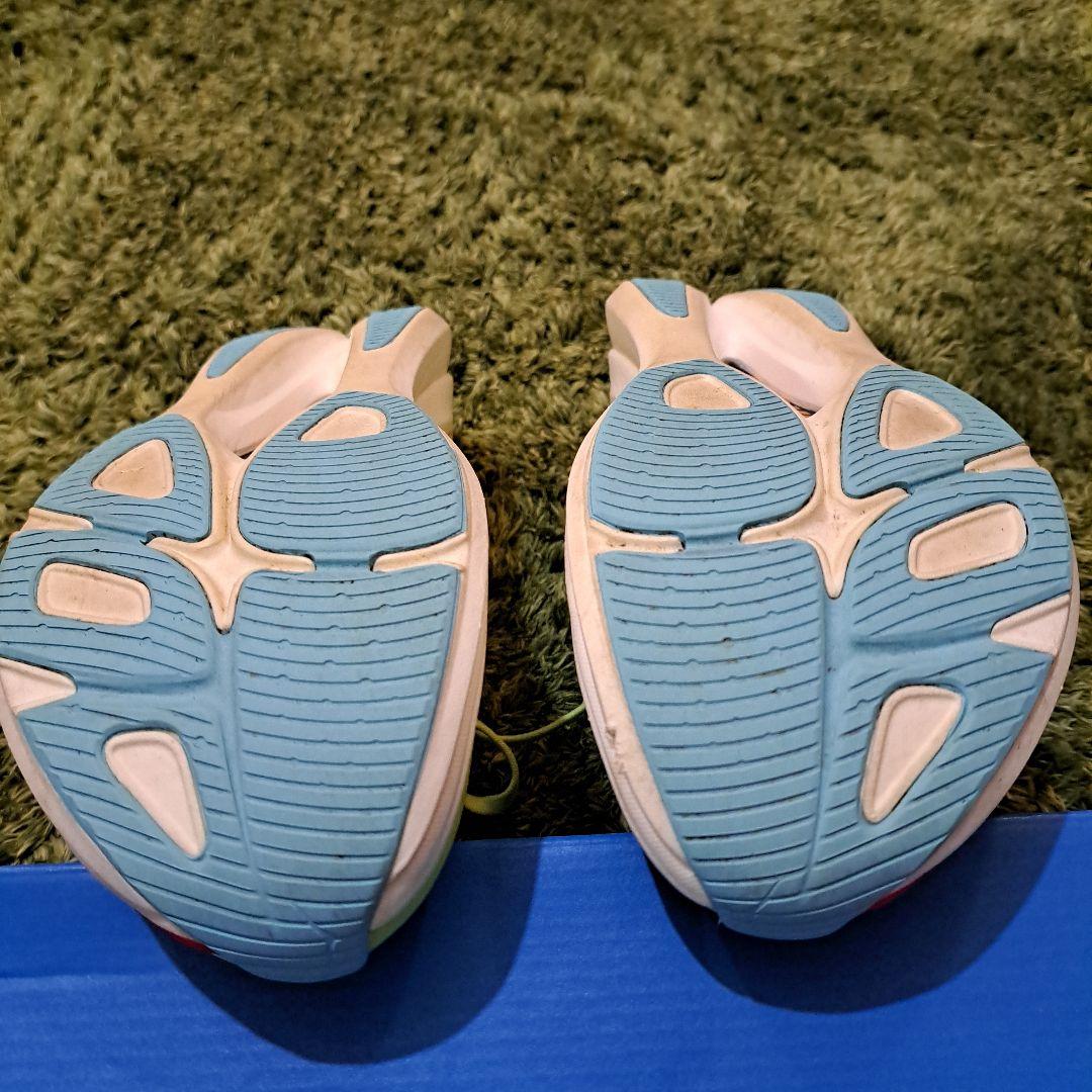 ホカオネオネ　ロケットＸ２　26.5