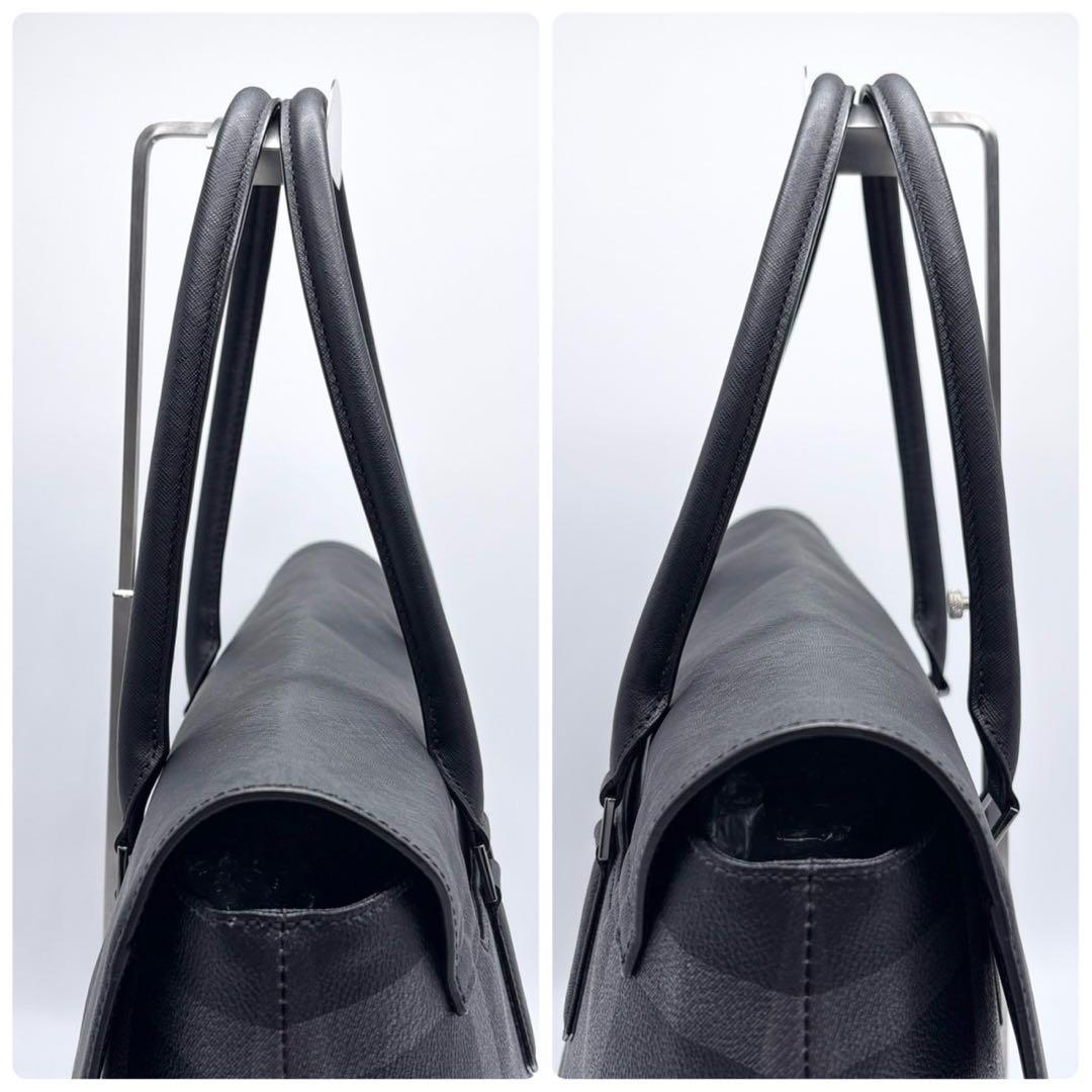 美品 ブラックレーベルクレストブリッジ トートバッグ フラップ レザー チェック