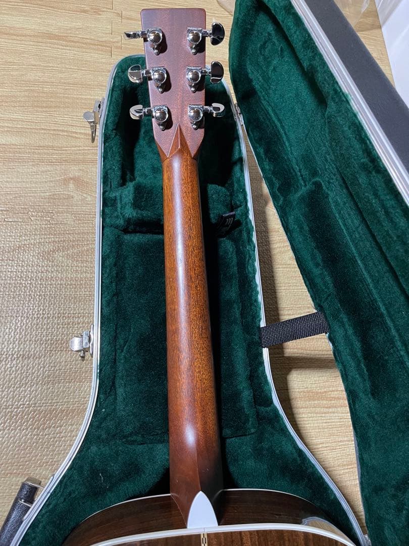 Martin D-28 2013年製 純正ハードケース付