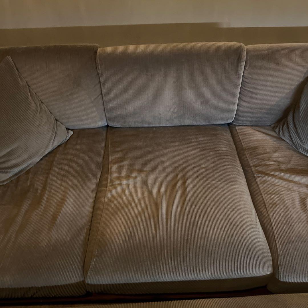 グレー 3人掛けソファ セット　モダンデザイン