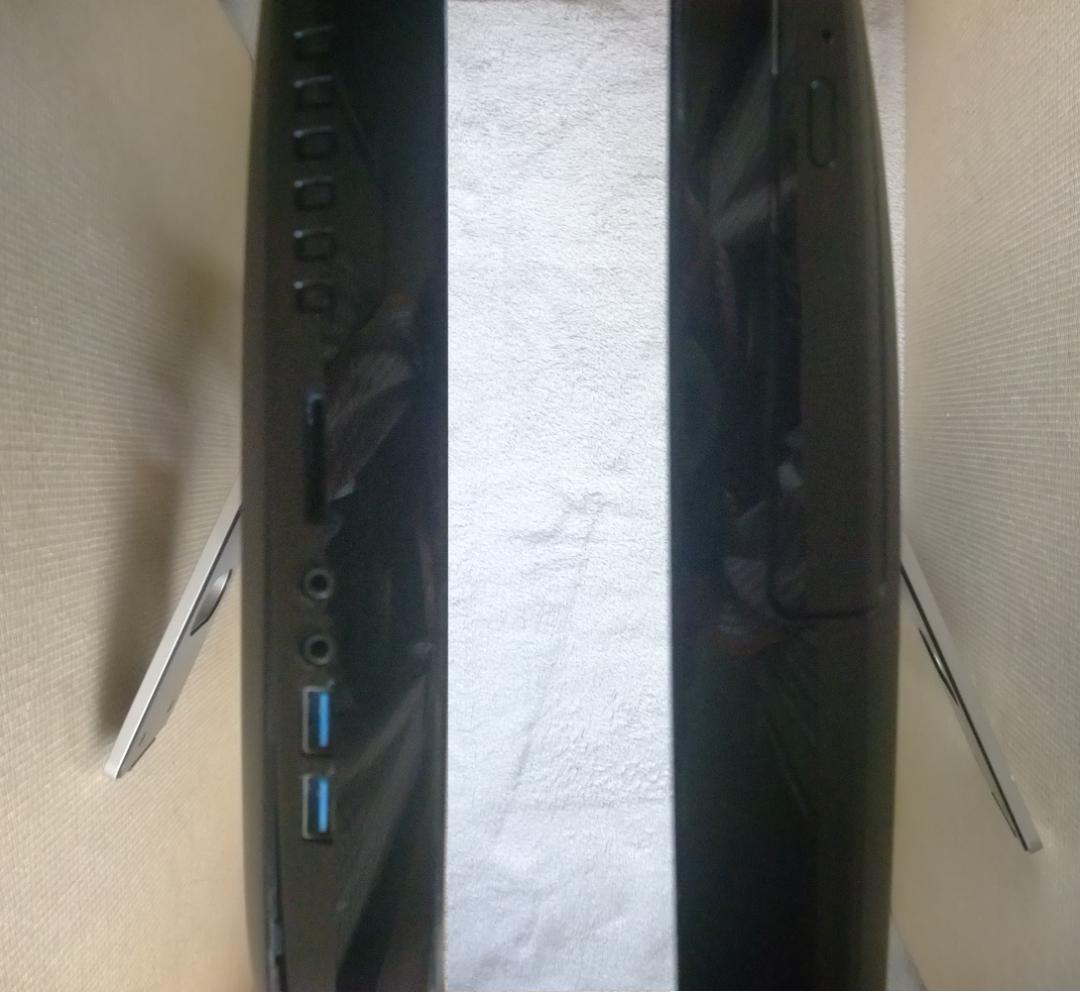 D71/UB W11 i7 8GB 2TB TV BD BT Office即使用