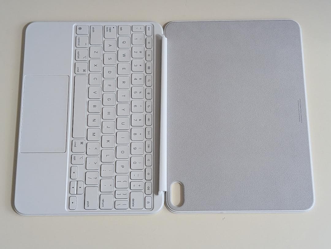 iPad Magic Keyboard Folio MQDP3LL/A US配列