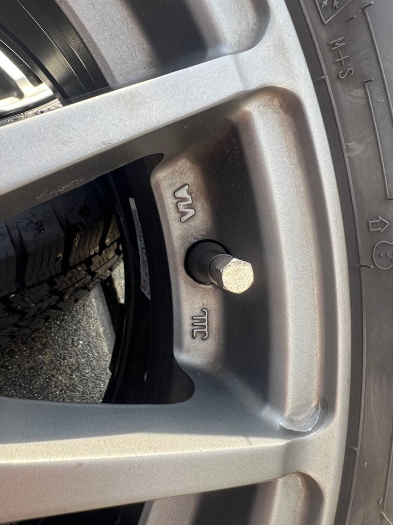 MINI R60 205/60R16 セット スタッドレス　送料込み