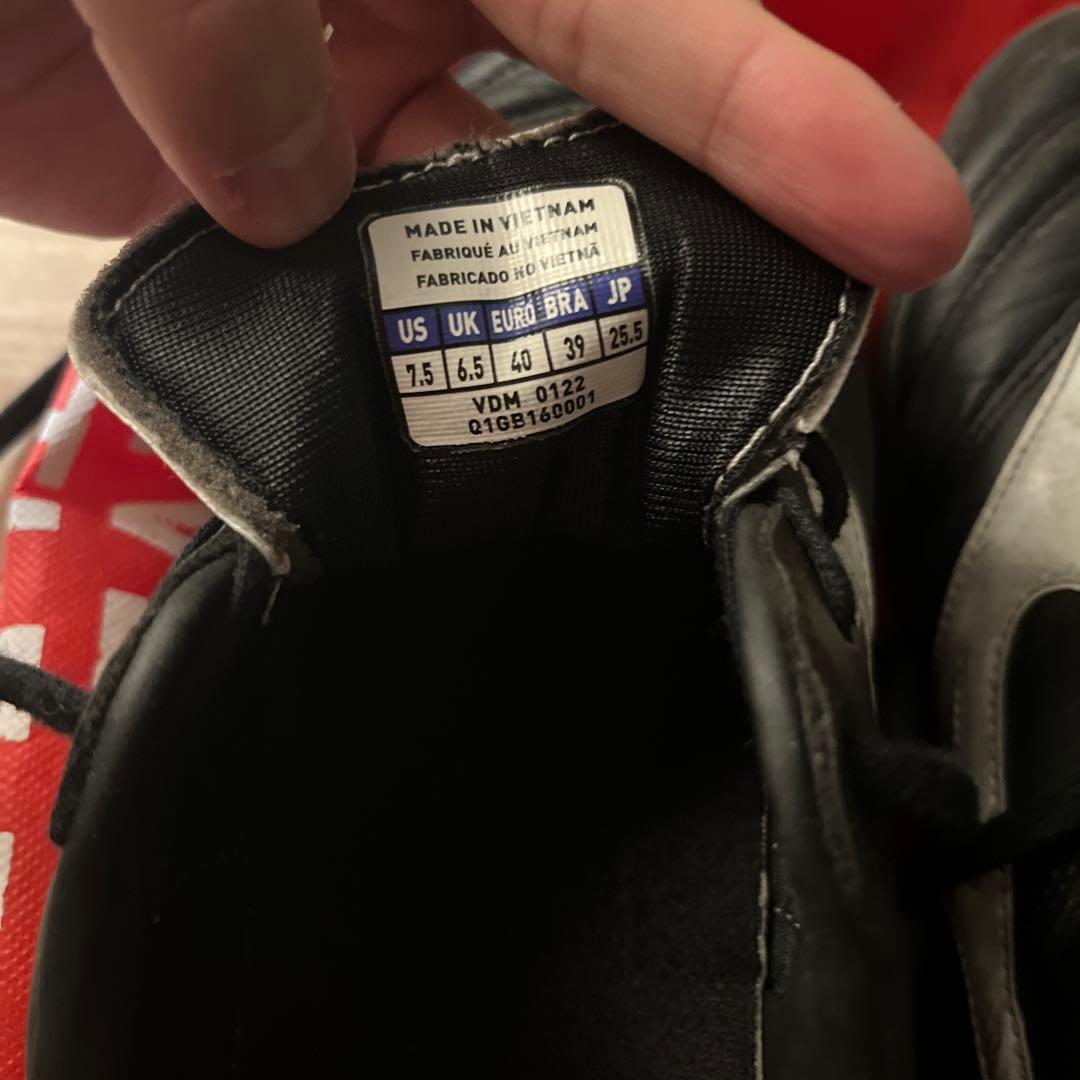 モレリア　トレシュー　フットサルシューズ　25.5cm