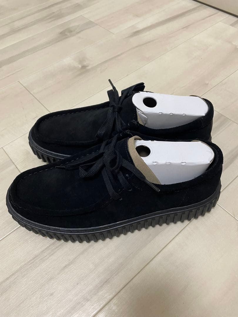 Clarks クラークス TORHILL LO トーヒルロー　ブラックスエード