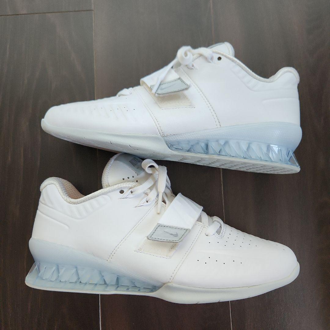 が*う様 プ*ー様 NIKE ROMALEOS 3XD（ナイキ ロマレオス）ホワ