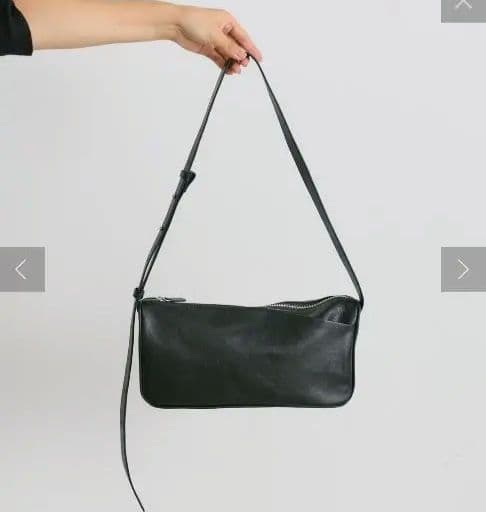 ミニスワローマチショルダーバック／ear PAPILLONNER(イアパピヨネ)