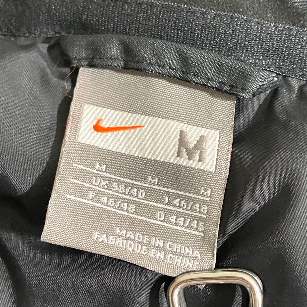 ナイキ　マンチェスター・ユナイテッド　AIG　中綿　ベンチコート　黒　M