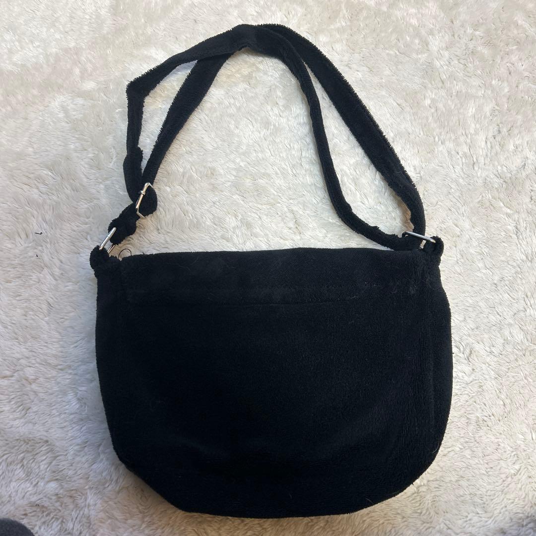 CHANEL ブラックショルダーバッグ