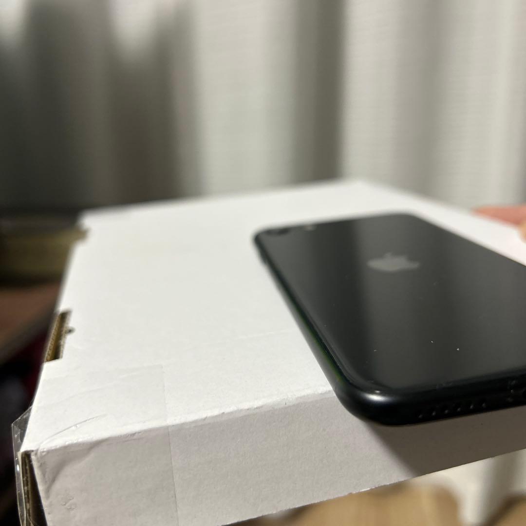 iPhoneSE第二世代　ブラック