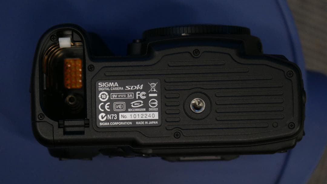 美品 SIGMA SD14 ボディ 箱・付属品あり