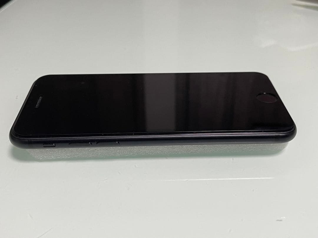 iPhone SE 第2世代 64GB バッテリー87%