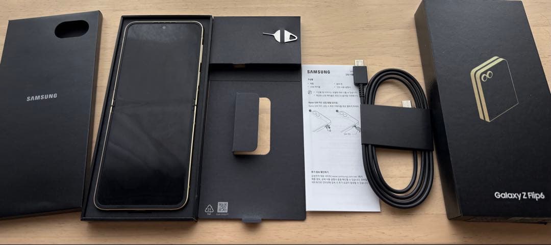 スマートフォン本体 Galaxy Z Flip6