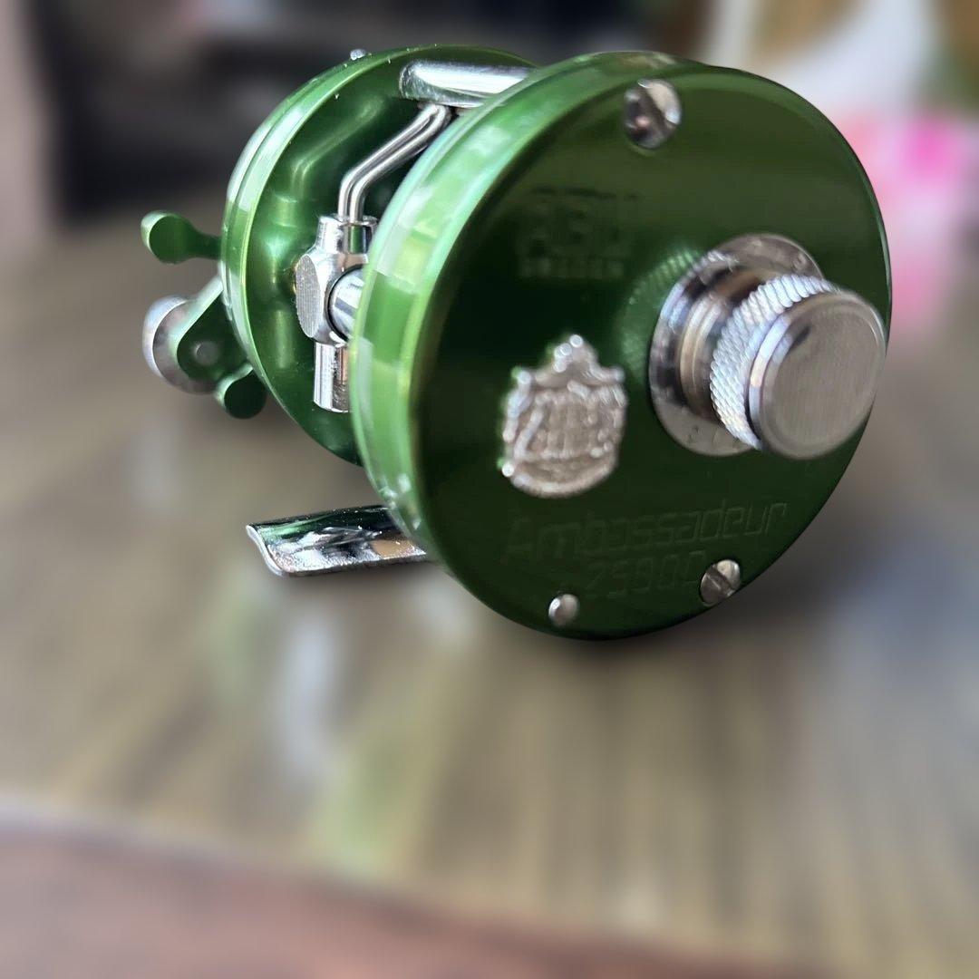 ベ*き様 ABU Ambassadeur 2500 ベイトリール グリーン