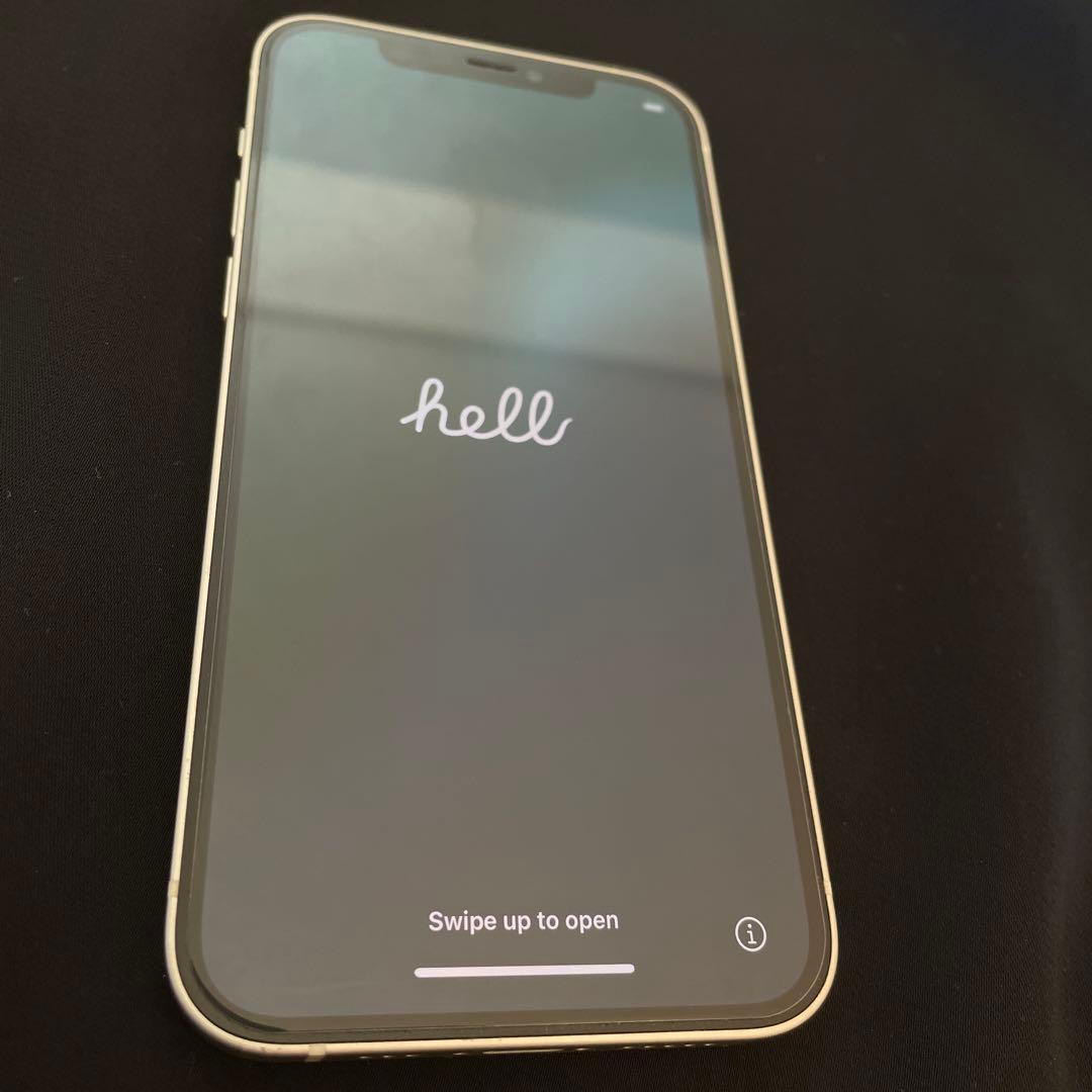 Apple iPhone 12 ホワイト 64GB SIMフリー　ケース付き