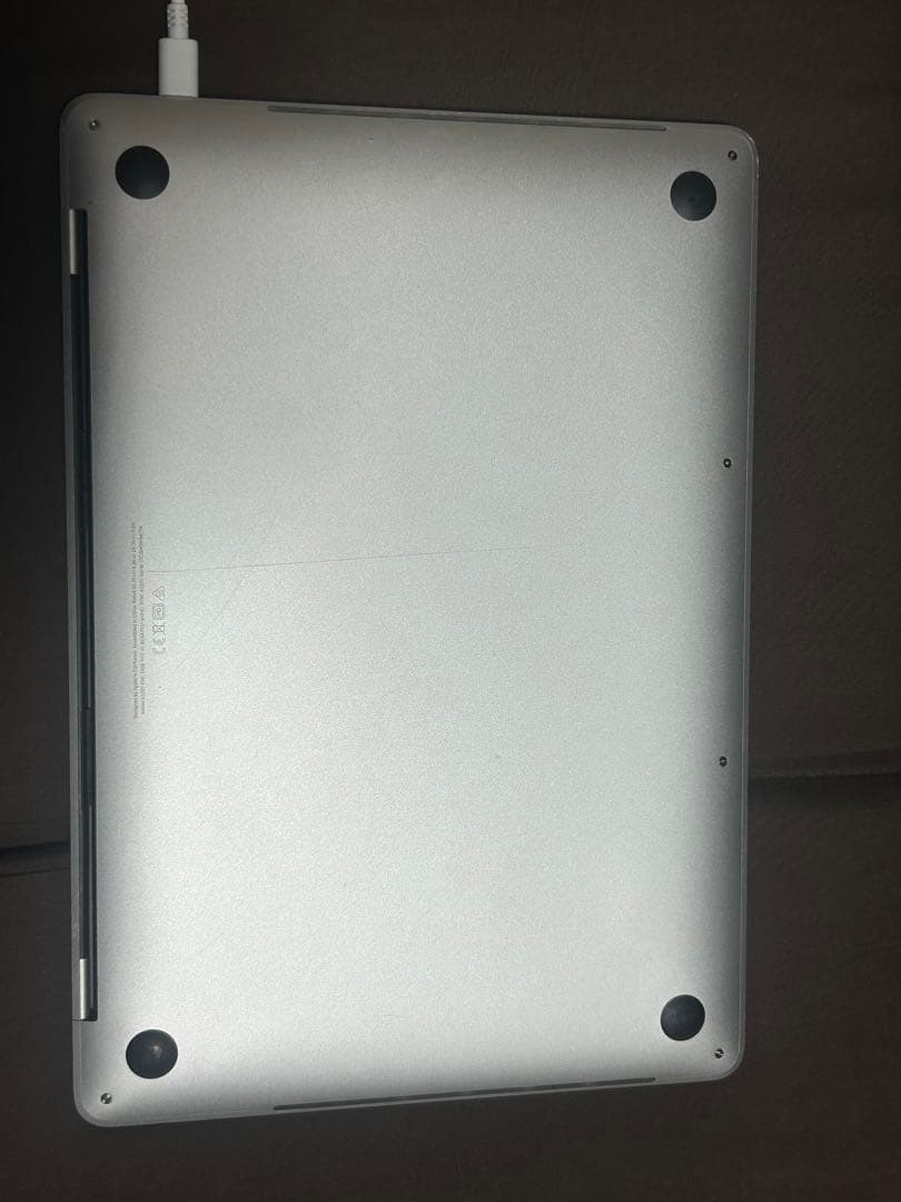 MacBook Pro シルバー