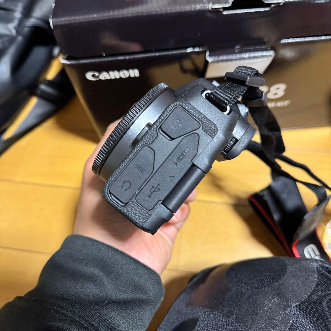【超美品】Canon EOS R8 ボディー
