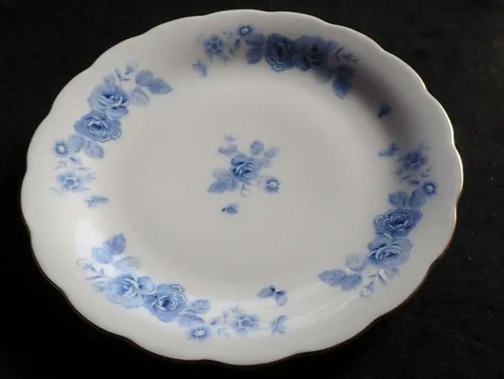 ハナエモリ食器セット (35年程前に購入)【送料込・匿名配送】